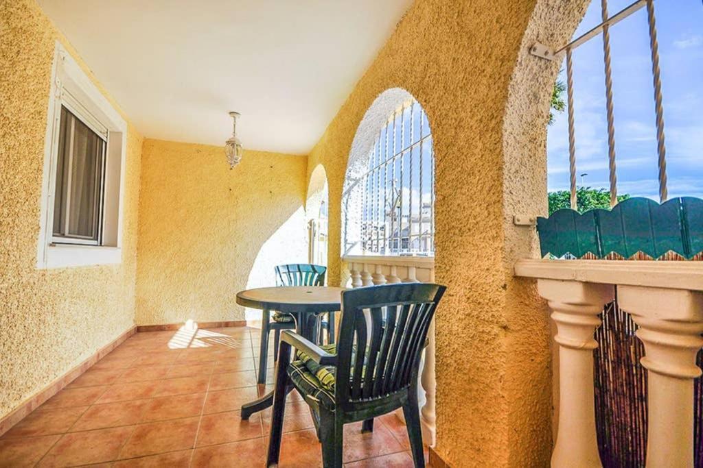 Bungalow Acogedor En Gran Alacant Bagian luar foto